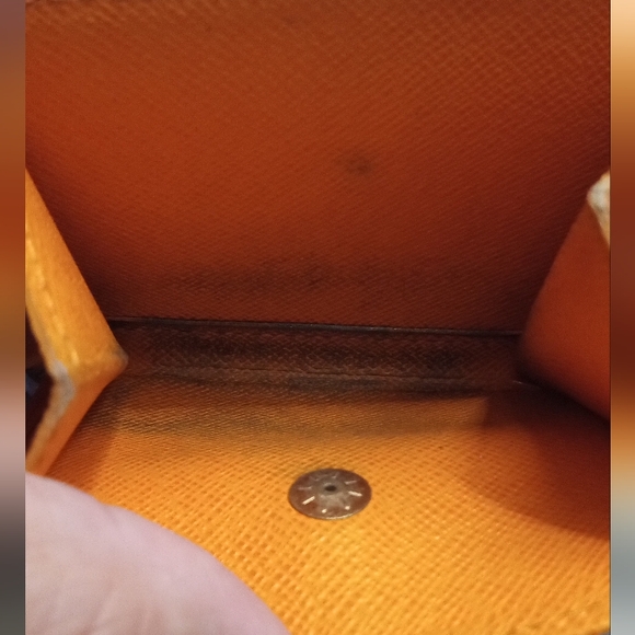 Sale ~ Louis Vuitton Epi Bifold Wallet, 🧡 Orange - 100% Authentic - Picture 6 of 12